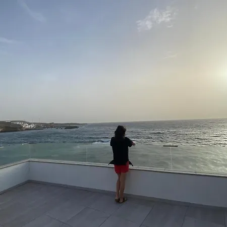 Window To The Sea, South Tenerife דירה *