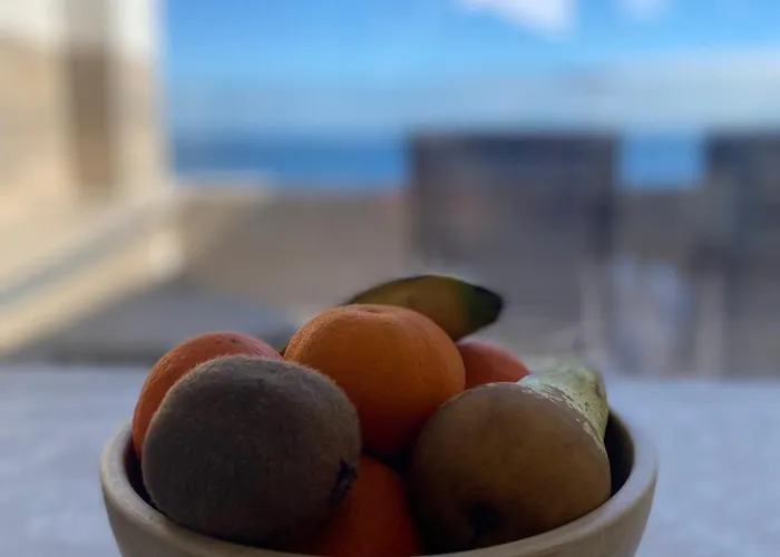 Window To The Sea, South Tenerife アパート *